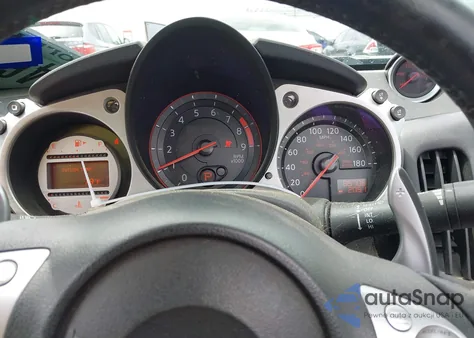 2010 Nissan 370Z Touring z USA, uszkodzony, nr VIN JN1AZ4FH4AM302516